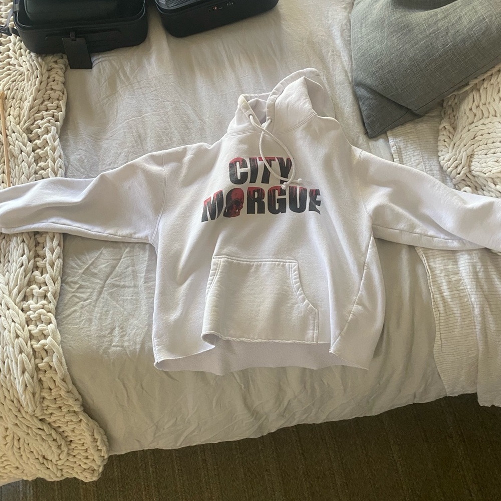 City morgue vlone hoodie fits L